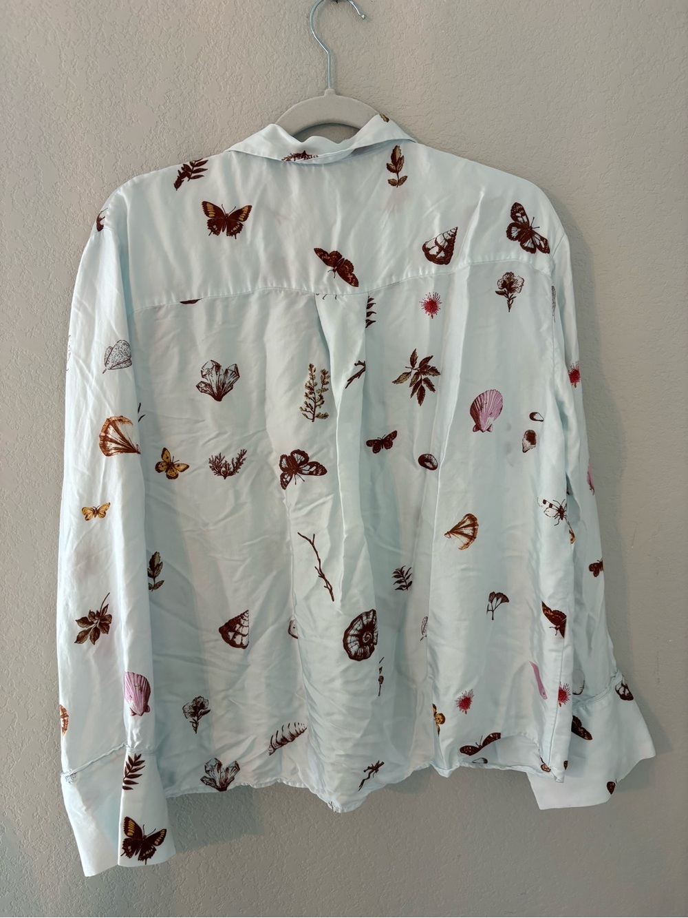 Anthropologie Long Sleeve Sea Shells Silky PJ Top Small Blouse Button Front - Picture 4 of 8